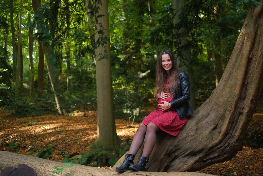 Zwangerschapsshoot in het bos